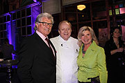 Alfons Schuhbeck mit Marianne & Michael Hartl (©Foto: Martin Schmitz)